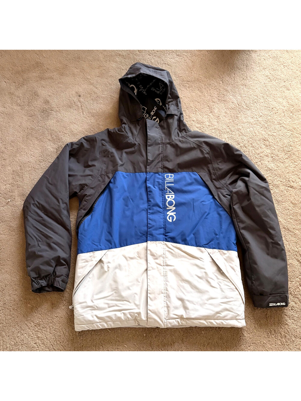 Billabong Bolt 8K Snowboarding Ski Jacket Waterproof Hooded Size Medium